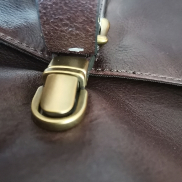NWOT FOSSIL DISTRESSED LEATHER BRIEFCASE /MESSENGER BAG - Picture 6 of 12